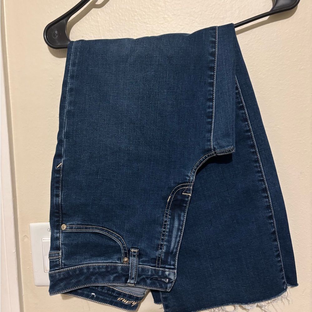 Tommy Bahama Dark Blue Ankle Jeans